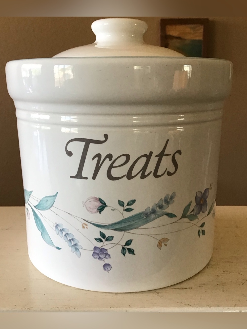 Vintage Pfaltzgraff Floral Cottagecore Pet Treats Stoneware Canister